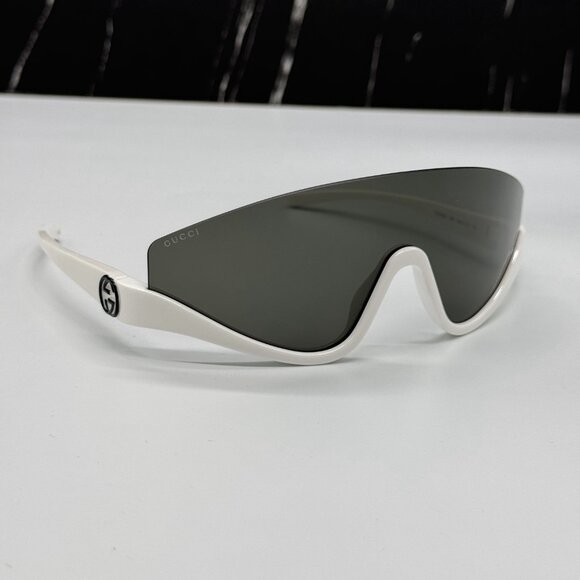 NEW GG1650S 007 UNISEX SHIELD SUNGLASSES, GRAY WHITE MASK EYEWEAR GUCCI - Picture 4 of 11